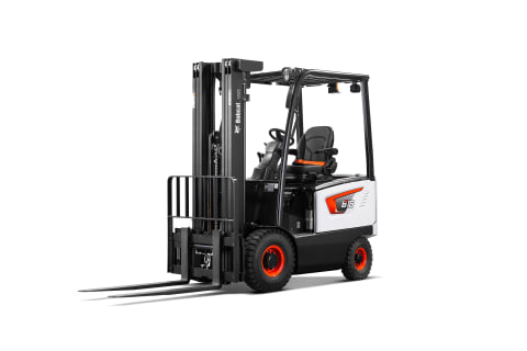 A studio image of the frontal view of the Bobcat B18S-7 Electric Forklift.