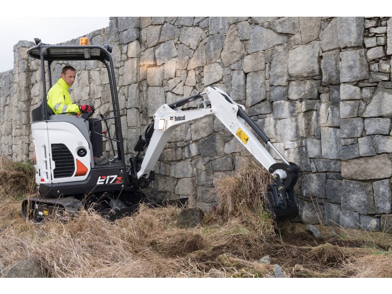 E17z Mini Excavator – 斗山山猫有限公司